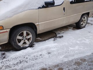 1993 Chevrolet Lumina APV, золотистый, 320000 рублей, вид 2