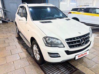 2011 Mercedes-Benz M-Класс 350 II (W164) Рестайлинг, белый, 1370000 рублей, вид 2