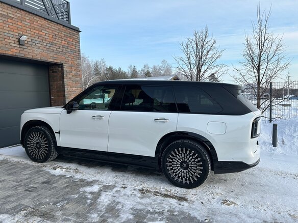 2025 Zeekr 9X 55 kWh (до 3.5 т), белый, 12300000 рублей - вид 6