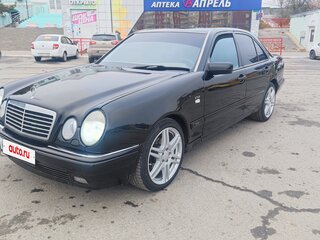 1997 Mercedes-Benz E-Класс 230 II (W210, S210), синий, 600000 рублей, вид 1