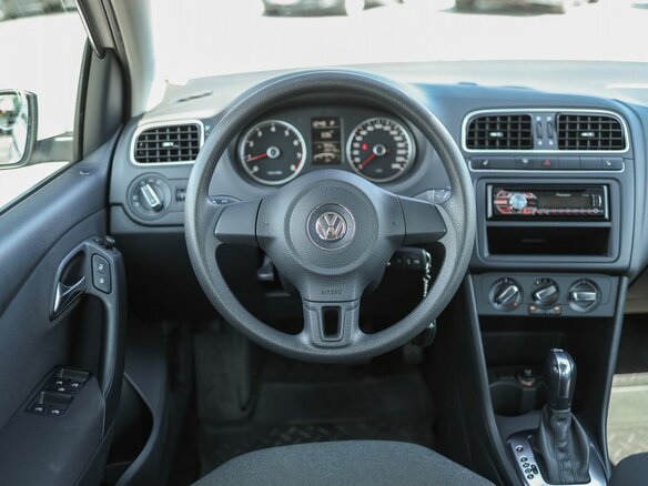 2013 Volkswagen Polo V, белый, 1349000 рублей - вид 15