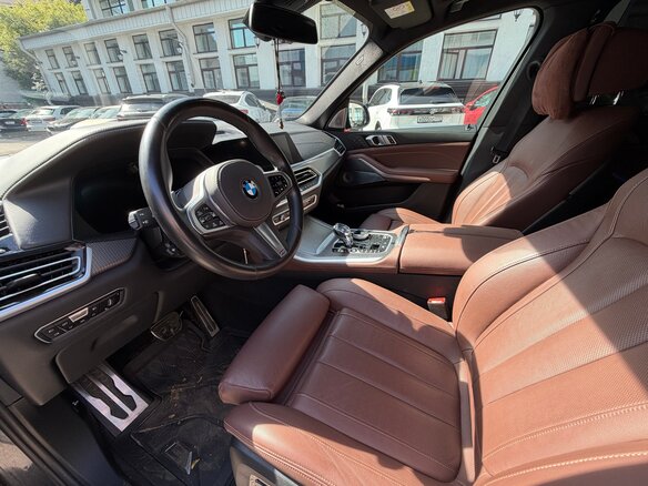 2021 BMW X5 M50d IV (G05/G18), серый, 8500000 рублей - вид 7
