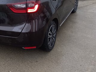 2021 Honda Fit IV, коричневый, 1595000 рублей, вид 3