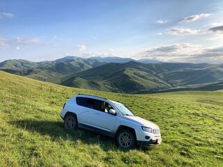 2013 Jeep Compass I Рестайлинг, белый, 1499000 рублей, вид 1