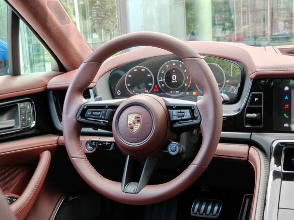 2026 Porsche Panamera GTS III, синий, 27900000 рублей - вид 16