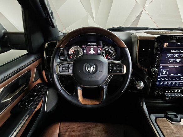 2019 Ram 1500 Crew Cab V, белый, 7200000 рублей - вид 19
