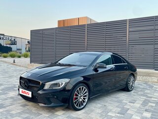 2013 Mercedes-Benz CLA 200 I (C117, X117), чёрный, 2000000 рублей, вид 3