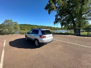 2011 Volkswagen Tiguan I, серебристый, 1120000 рублей, вид 4