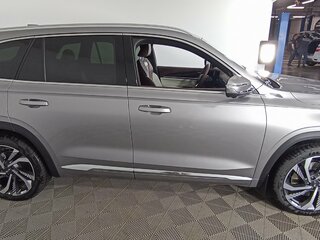 2026 Geely Monjaro I Рестайлинг, серебристый, 4954990 рублей, вид 5