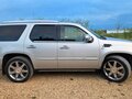 2011 Cadillac Escalade III, серебристый, 1900050 рублей - вид 2