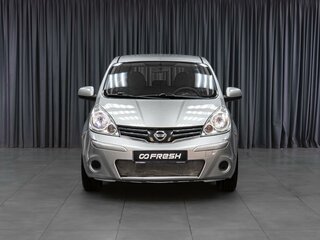 2011 Nissan Note I Рестайлинг, серебристый, 799000 рублей, вид 3