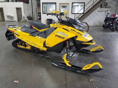 2022 BRP Ski-Doo MXZ Sport 600, жёлтый, 1350000 рублей, вид 1