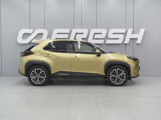 2021 Toyota Yaris Cross I, жёлтый, 2299000 рублей, вид 5