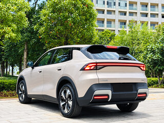 2026 Changan Qiyuan Q05 51.9 kWh II, бежевый, 1890000 рублей, вид 5