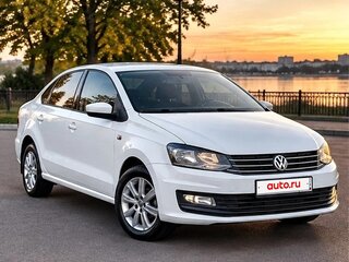 2016 Volkswagen Polo V Рестайлинг, белый, 525000 рублей, вид 1