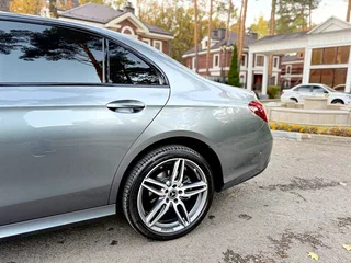 2019 Mercedes-Benz E-Класс 200 V (W213, S213, C238), серый, 3620000 рублей, вид 4
