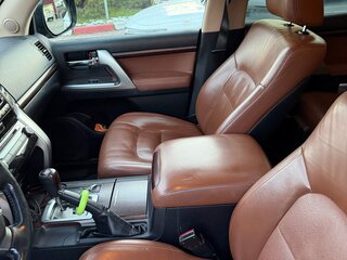 2014 Toyota Land Cruiser 200 Series Рестайлинг 1, чёрный, 3750000 рублей, вид 5
