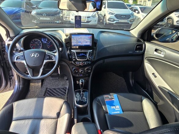 2018 Hyundai Accent IV, серебристый, 1450000 рублей - вид 5