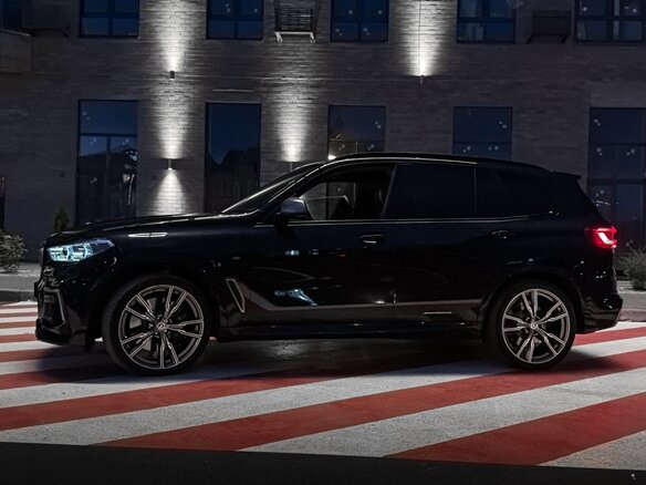 2019 BMW X5 M50d IV (G05/G18), чёрный, 5500000 рублей - вид 22