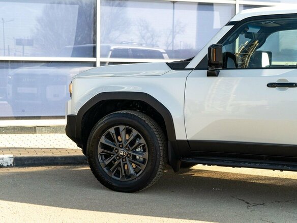 2026 Toyota Land Cruiser Prado 250 Series, белый, 12100000 рублей - вид 8