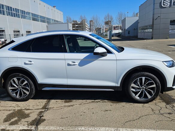 2021 Audi Q5 Sportback 45 TFSI I (FY), белый, 5100000 рублей - вид 4