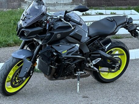 2017 Yamaha MT-10, серый, 1290000 рублей, вид 1