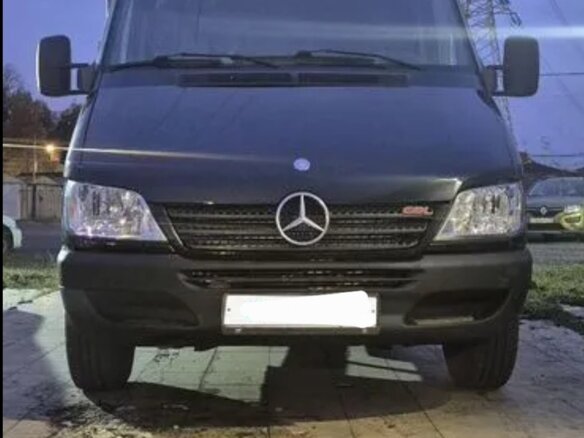 2002 Mercedes-Benz Sprinter, чёрный, 900000 рублей - вид 3