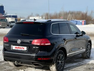 2013 Volkswagen Touareg II, чёрный, 2299000 рублей, вид 4