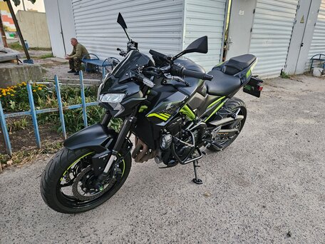 2021 Kawasaki Z 900, чёрный, 1100000 рублей, вид 1