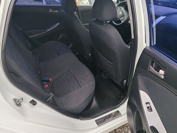 2015 Hyundai Solaris I Рестайлинг, белый - вид 12