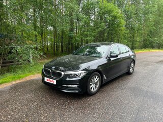 2017 BMW 5 серии 520i VII (G30/G31/G38), чёрный, 4200000 рублей, вид 1