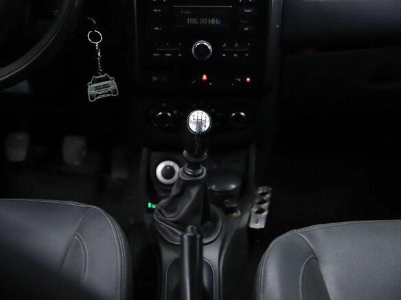 2015 Renault Duster I Рестайлинг, зелёный, 950000 рублей - вид 13