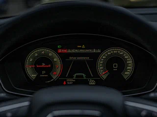 2023 Audi Q5 L 40 TFSI II (FY) Рестайлинг, чёрный, 4220000 рублей, вид 5