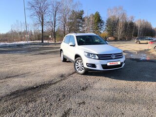 2013 Volkswagen Tiguan I Рестайлинг, белый, 1495000 рублей, вид 2