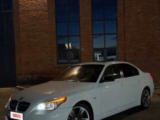 2009 BMW 5 серии 530i V (E60/E61) Рестайлинг, белый, 745000 рублей, вид 1