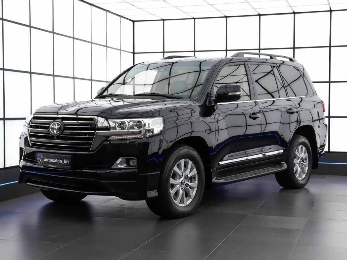 Открыть фотографии: Toyota Land Cruiser 200 Series Рестайлинг 2