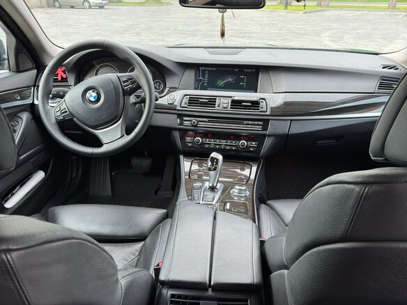 2012 BMW 5 серии 528i xDrive VI (F10/F11/F07), синий, 2350000 рублей - вид 5