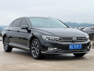 2022 Volkswagen Magotan B8 Рестайлинг, чёрный, 1701000 рублей, вид 3