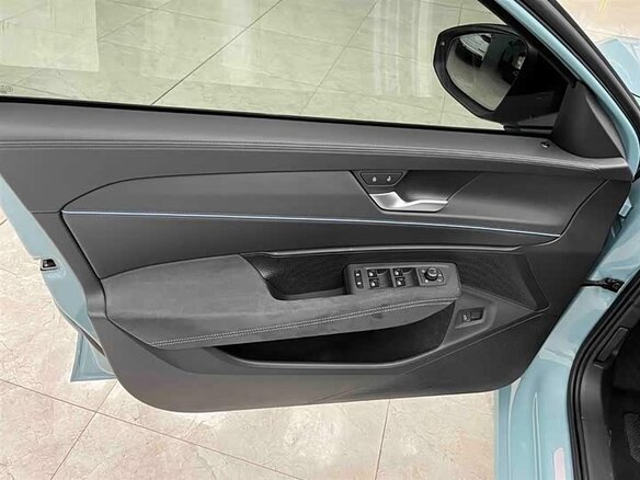 2024 Volkswagen Passat (North America and China) Pro I, голубой - вид 19