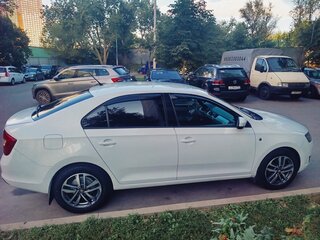 2014 Skoda Rapid I, белый, 750000 рублей, вид 4