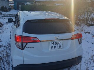 2021 Honda Vezel I Рестайлинг, белый, 1755000 рублей, вид 4