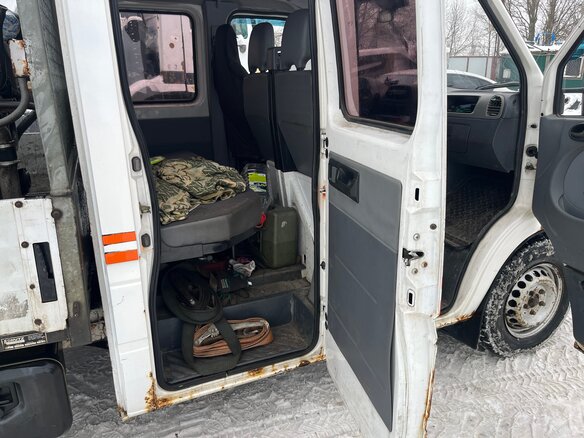 2002 Mercedes-Benz Sprinter, белый, 900000 рублей - вид 13