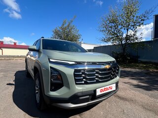 2024 Chevrolet Equinox IV, зелёный, 2100000 рублей, вид 2