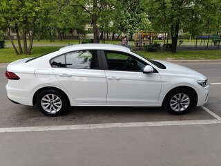 2022 Volkswagen Bora IV, белый, 1690000 рублей, вид 4