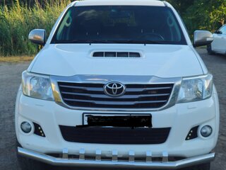 2013 Toyota Hilux Arctic Trucks AT38 VII Рестайлинг, белый, 2630000 рублей, вид 1