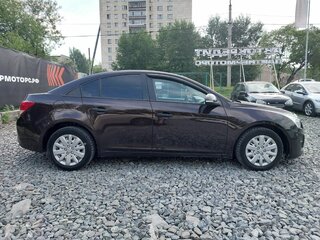 2013 Chevrolet Cruze I Рестайлинг, коричневый, 579000 рублей, вид 4