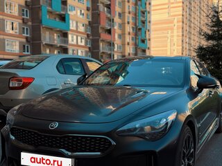 2021 Kia Stinger I Рестайлинг, чёрный, 4100000 рублей, вид 2