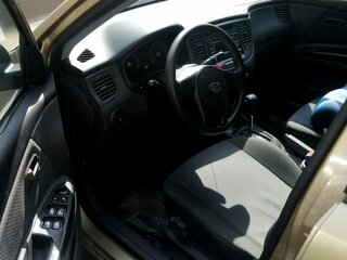 2009 Kia Rio II, бежевый, 645000 рублей, вид 3