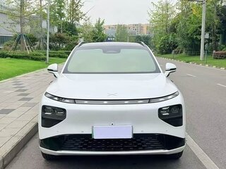 2024 Xpeng G9 570, белый, 4847033 рублей, вид 2