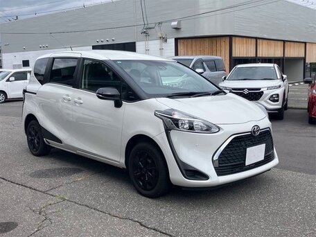 Toyota Sienta II Рестайлинг